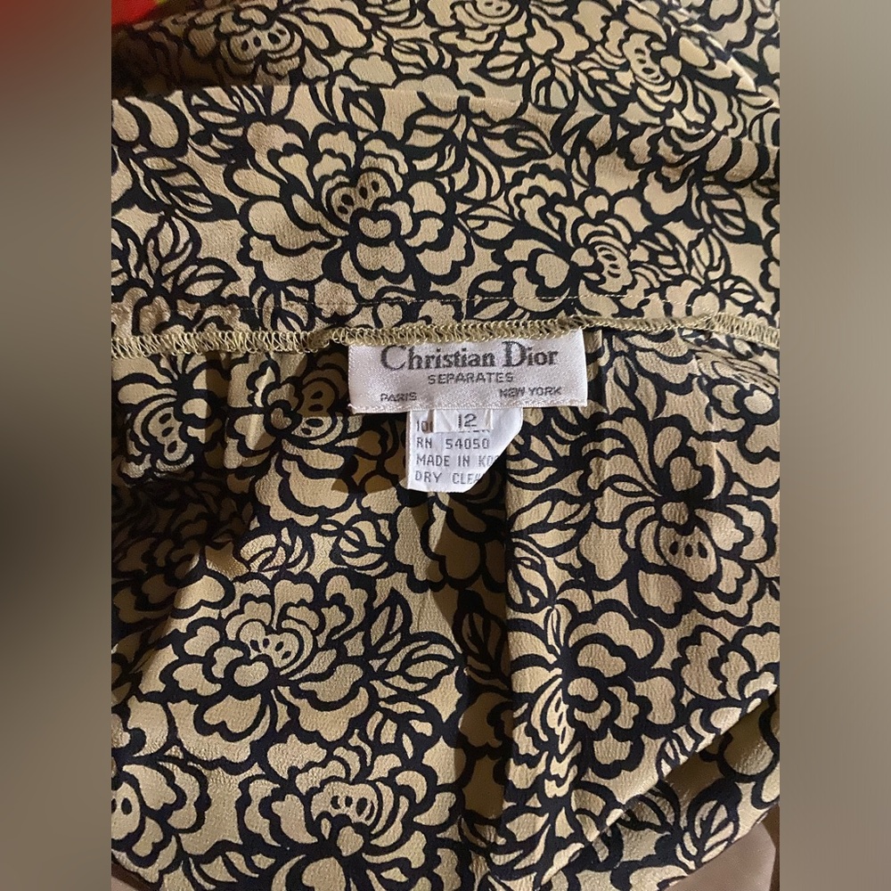 Vintage Christian Dior Separates 100% Silk Floral Brown Beige Shirt Skirt Set 10 - Picture 13 of 13
